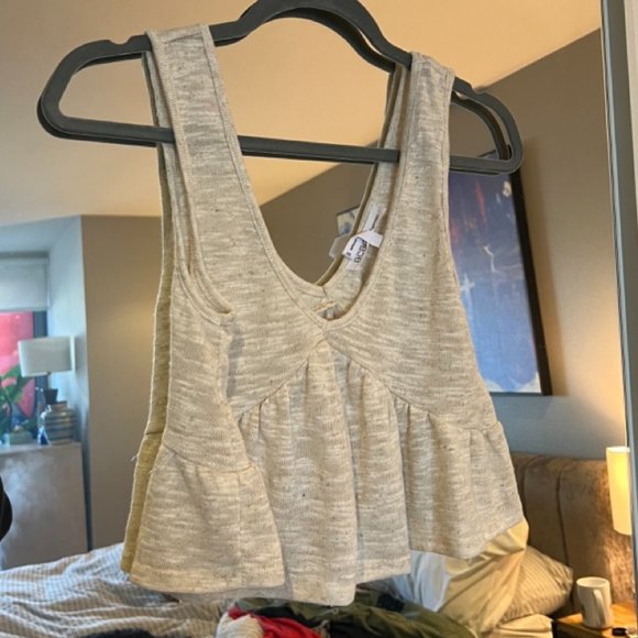 BCBGMAXAZRIA RUFFLED SLEEVELESS TANK TOP, XS - Picture 2 of 7